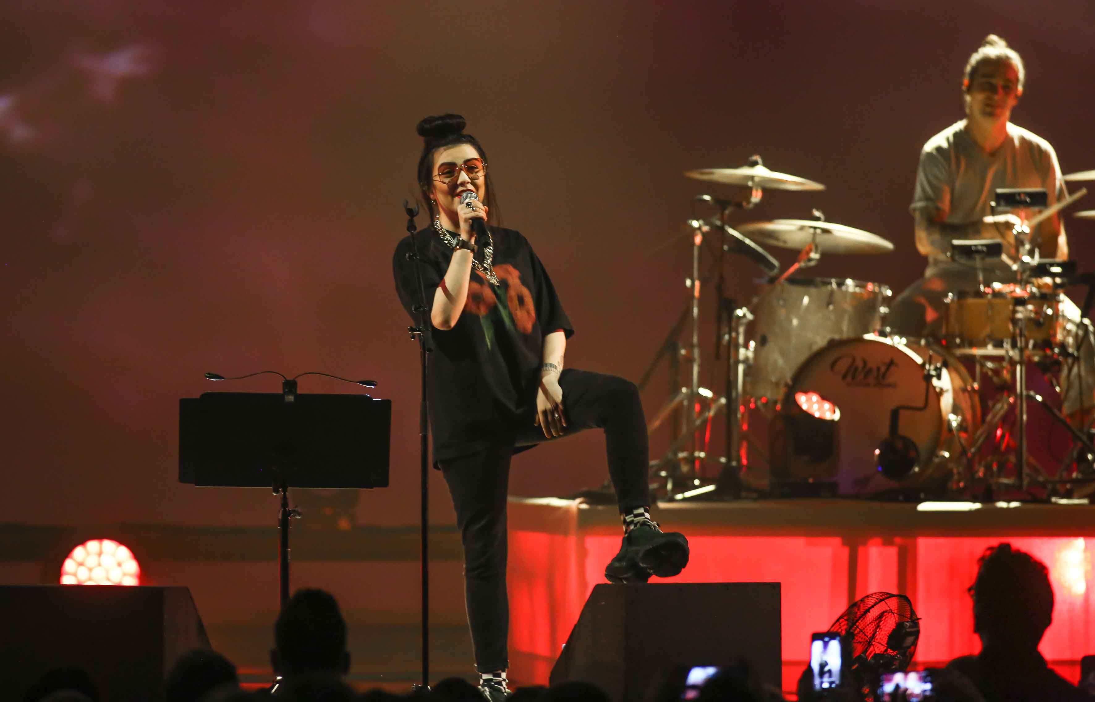 Hoshi en Concert au Zénith de Lille le 06 avril 2022